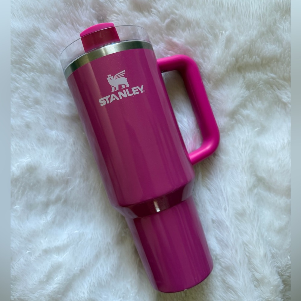 Winter Wonderland Punch Shimmer 40oz Stanley Quencher